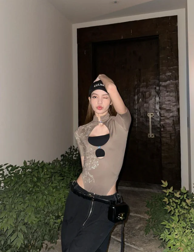 Daisy Bodysuit Tobacco - Image 7