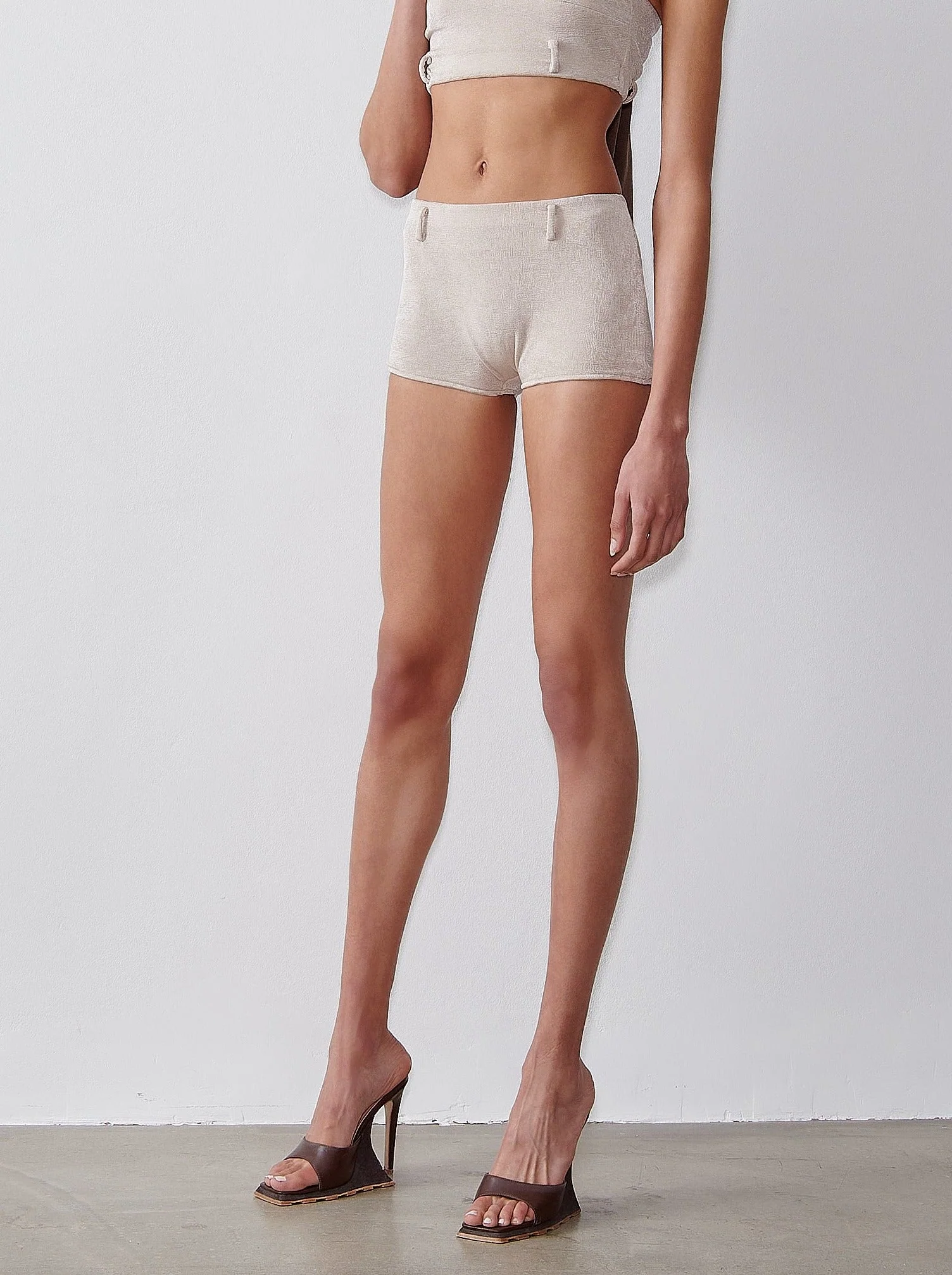 Dench Hot Pants Pumice Stone - Image 4